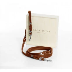 Laisse En Cuir Pour Chien Souple Réglable (3x) -Pet Haven Soldes butter 3x adjustable dog leash sahara cognac 7ef33db8 8e49 4ee3 a288 20b9e46cebea