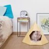 Tipi Pour Chat Design En Carton Recyclé (3 Couleurs) -Pet Haven Soldes cattipi scene yellow1 lowres preview
