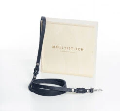 Laisse Pour Chien En Cuir Souple Simple (8 Couleurs) -Pet Haven Soldes city leash navy silver min 1