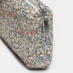 Trousse à Récompenses Mille Fleurs -Pet Haven Soldes cloud7 dog little bag mille fleurs detail