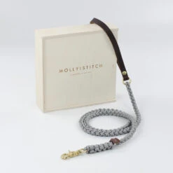 Laisse Pour Chien En Corde Marine Poignée Cuir (8 Couleurs) 15 Laisse Pour Chien En Corde Marine Poignée Cuir (8 Couleurs) -Pet Haven Soldes dsc 0247 copy